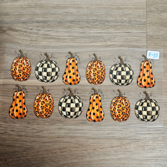 F-37 Leopard Checker Polka Dot Pumpkin Patch UVDTF Wrap
